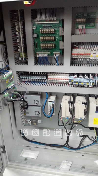 ���۶������HTC2050i��(sh��)��б��܇