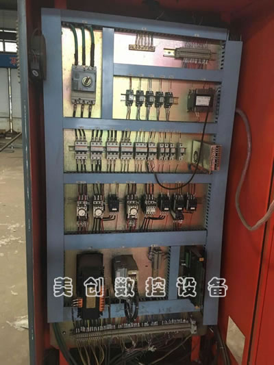 ���۶�����ˮ呉�WE67K-800X14000��(sh��)��Һ�������ۏ�?r��n)C(j��)