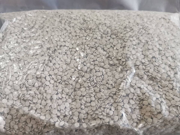 吹膜專用消泡母料，型號x-2