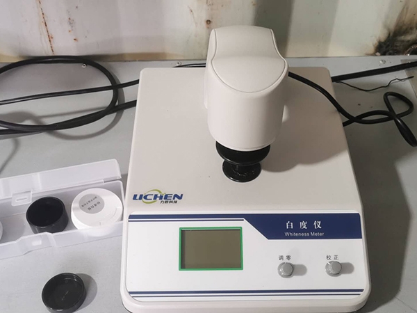 實(shí)驗(yàn)器材